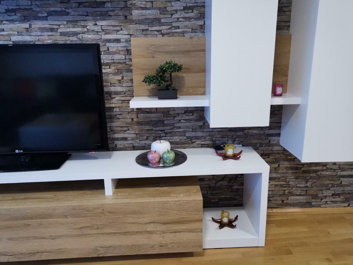 Cozy Apartment By The Sea 圣君士坦丁和海伦那 外观 照片